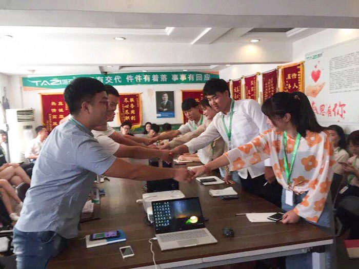 塔孜丨第一屆辯論賽——唇槍舌戰(zhàn)，言思角逐，巔峰對決！